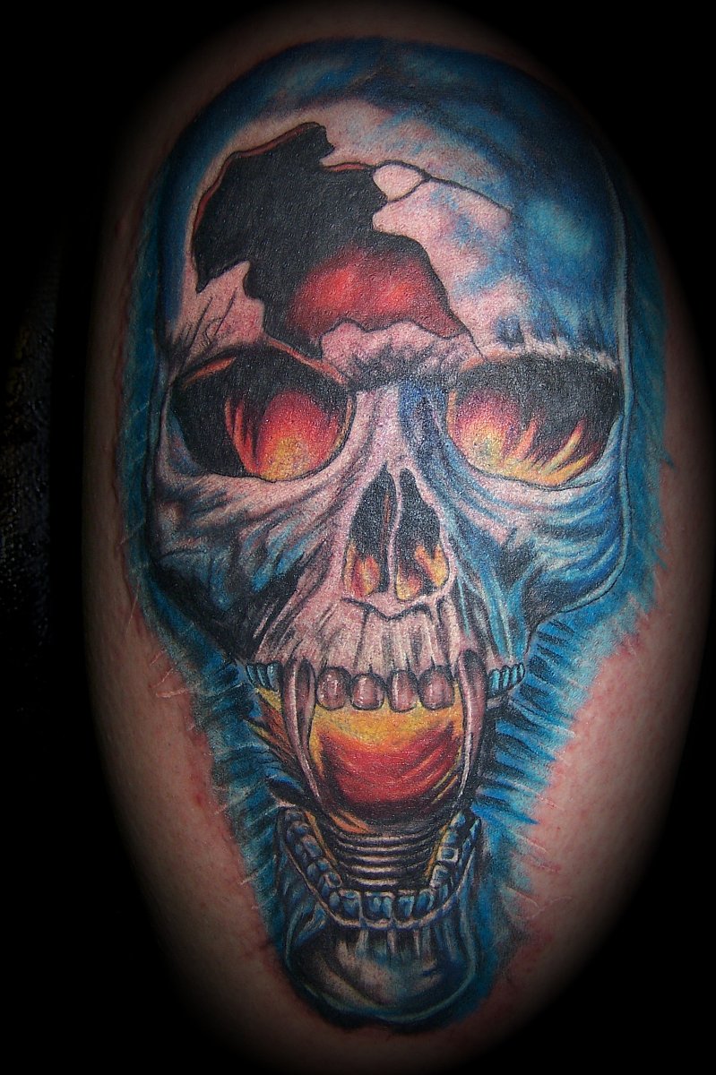 Tattoo Galerie - Motive - Schädel - (R]Evolution Tattoo