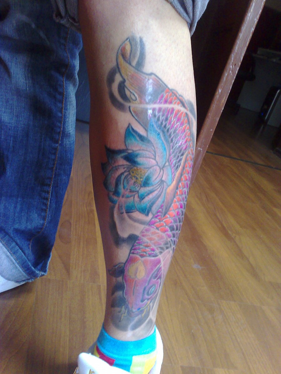 Tattoo Galerie - Motive - Koi - Kamikaze Karma -> Daniel Lonien