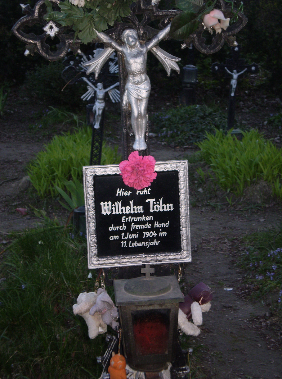 cemetary2.jpg