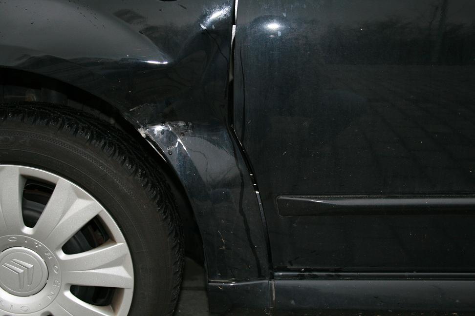 Auto 001.JPG