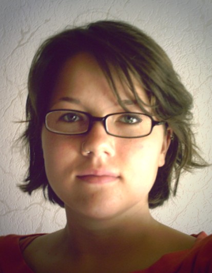 Mary_Passfoto.jpg