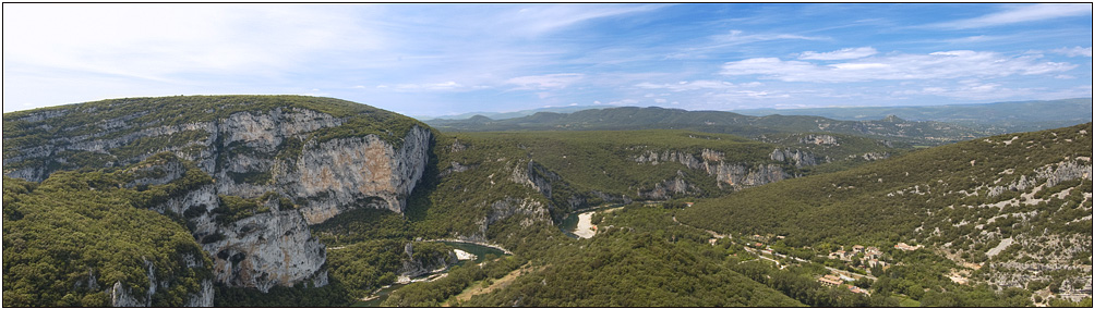 ardeche_pano.jpg
