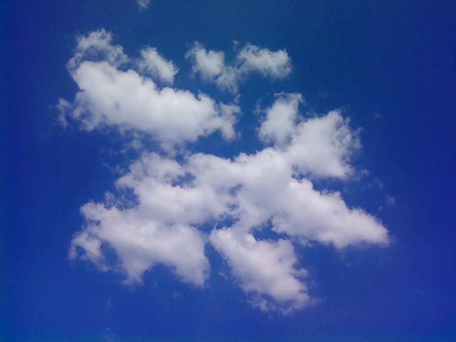 WolkengetÃƒÂ¼mmel.jpg