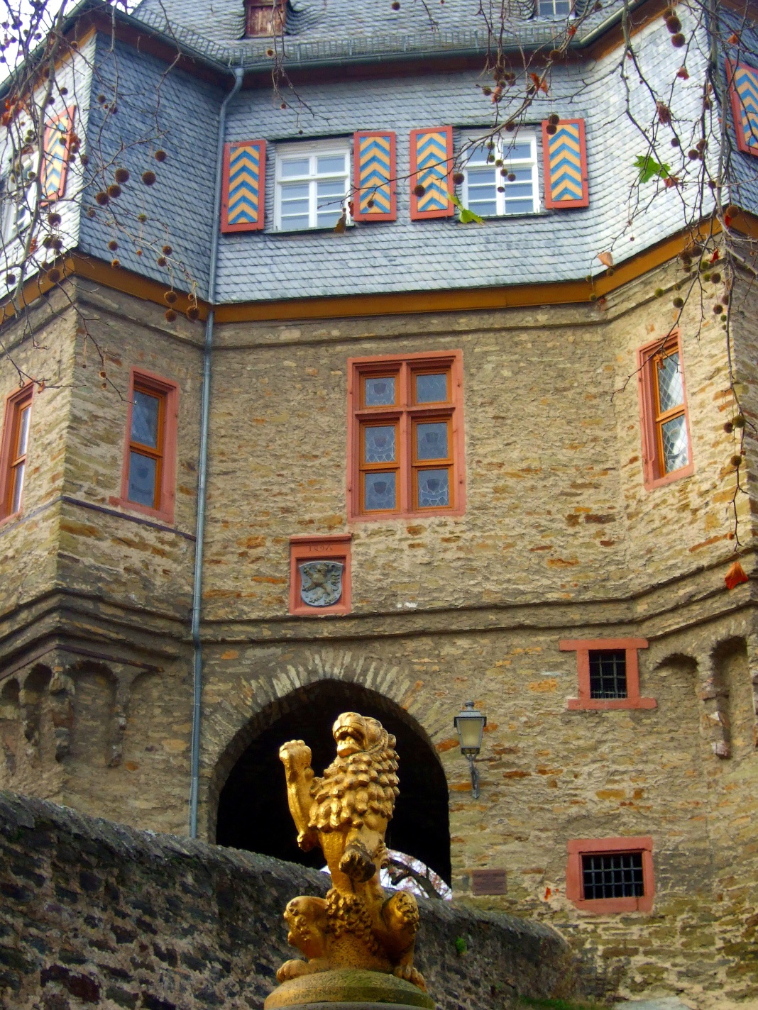 SchloÃƒÅ¸.jpg