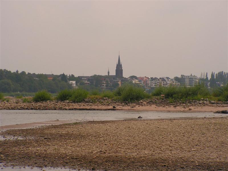 PICT0007 (Medium).JPG