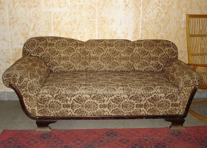 sofa3.JPG