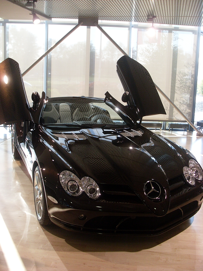 Mclaren SLR.jpg