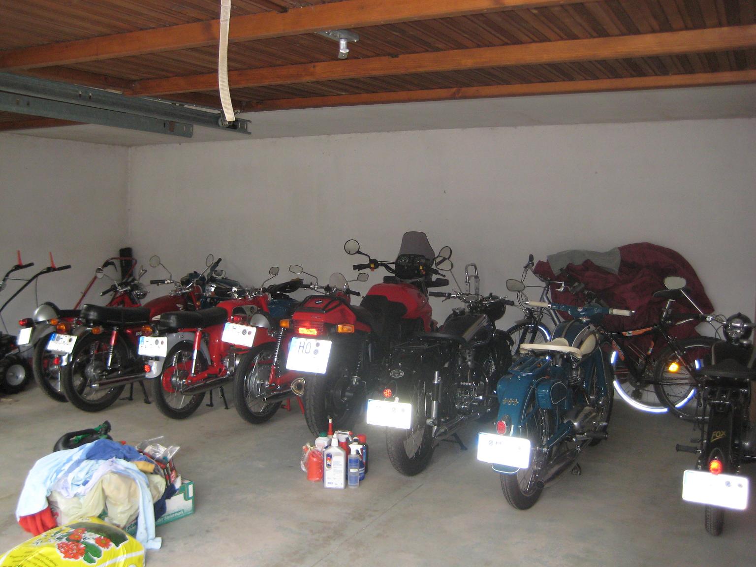 motorrad9stk.JPG