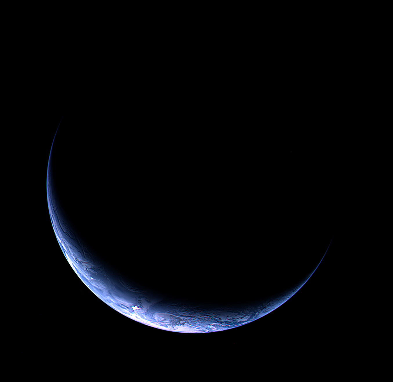 apotd_crescentearth_rosetta_big.png