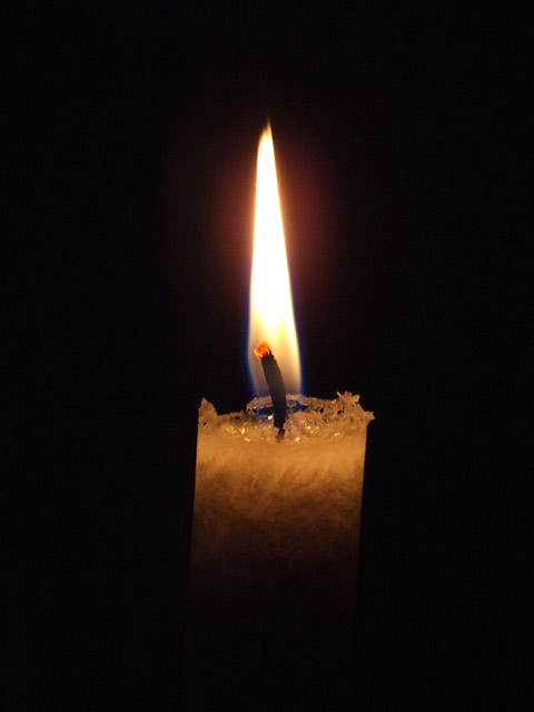 kerze-erster-advent.jpg