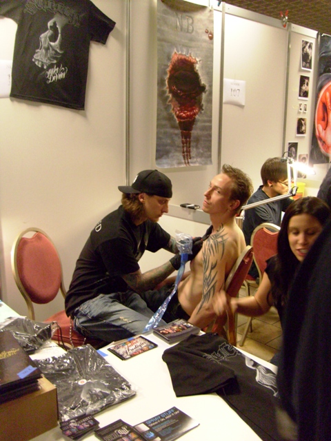 Mike_Devries@work.JPG