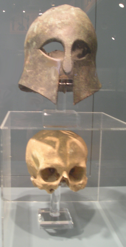 ROM-CorinthianHelmetAndSkull-BattleOfMarathon_510_1000.png