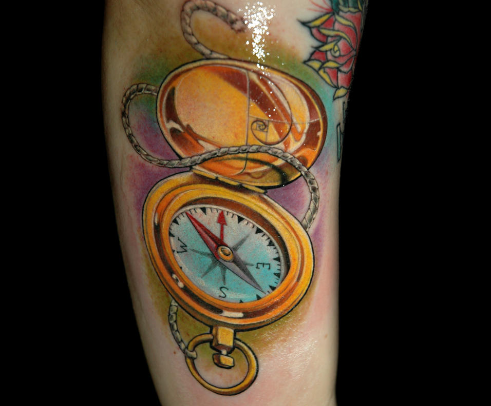 kompass von otte red lion tattoo.jpg