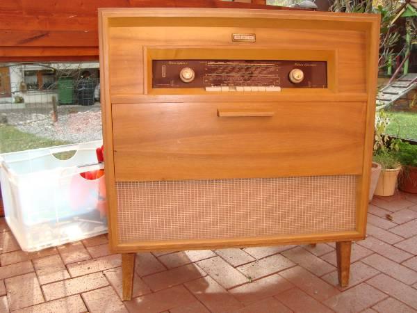 Radio 1.jpg