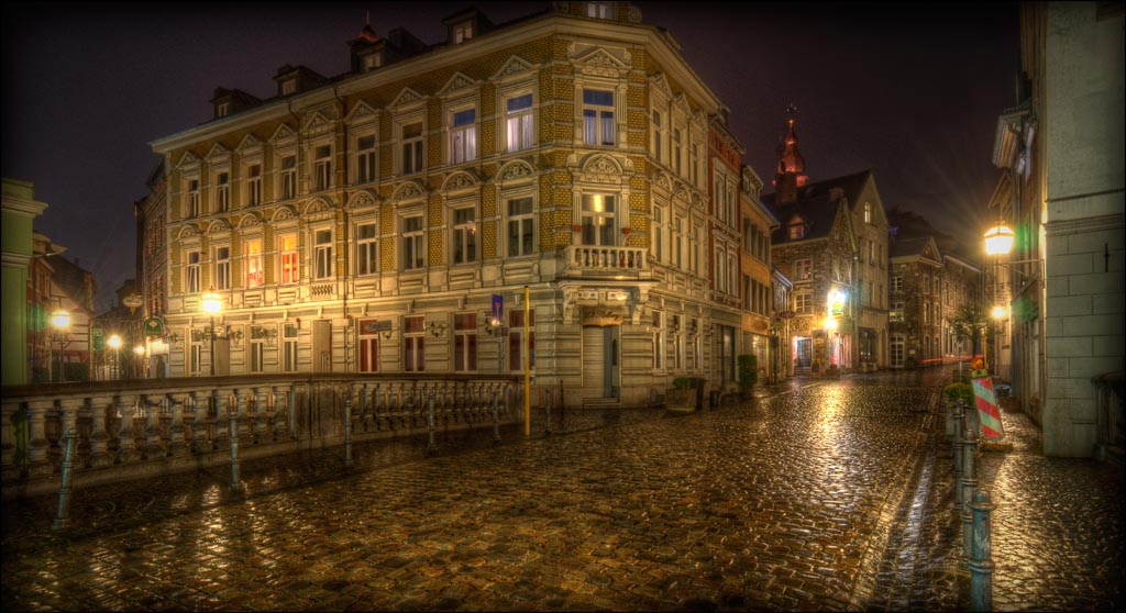_DSC3136_37_39_40_41_tonemapped.jpg