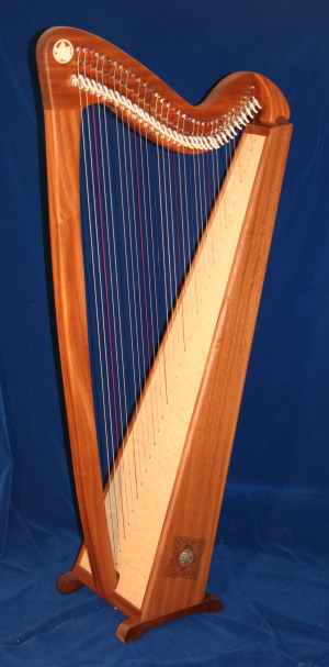saphir mahagoni.jpg