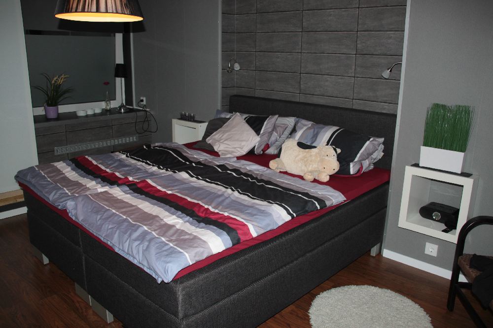 schlafzimmer 2.jpg