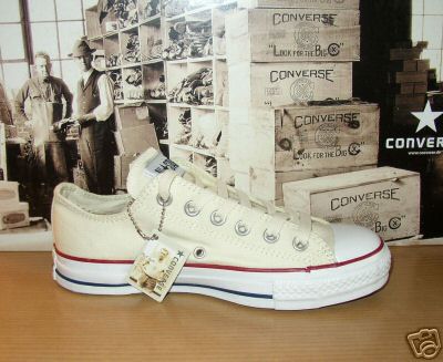 converse low .JPG