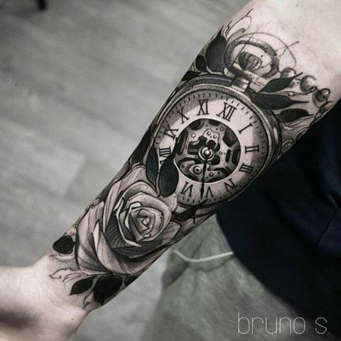 7a467f6bc9bd2b3cd658bef425cc455a--clock-tattoos-clock-design-tattoo.jpg