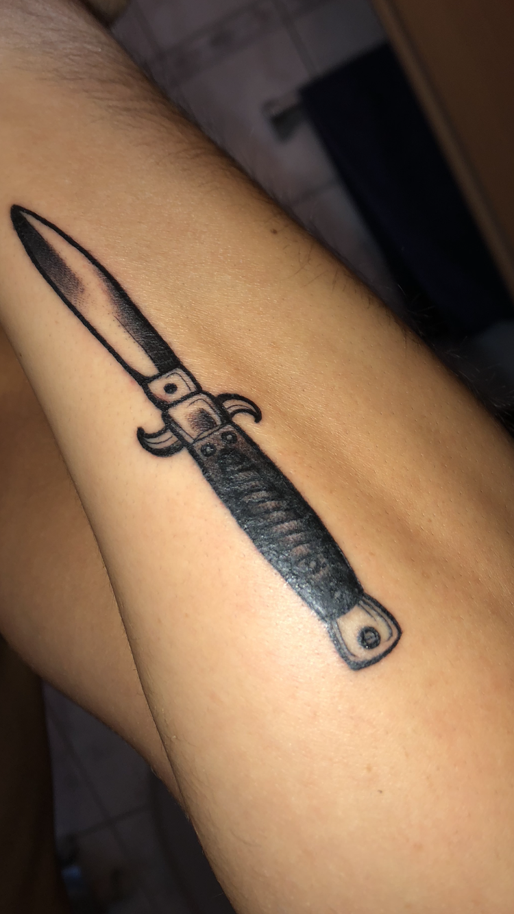 Ist es normal das sich meinem Tattoo eine Kruste bildet? Tattoopflege