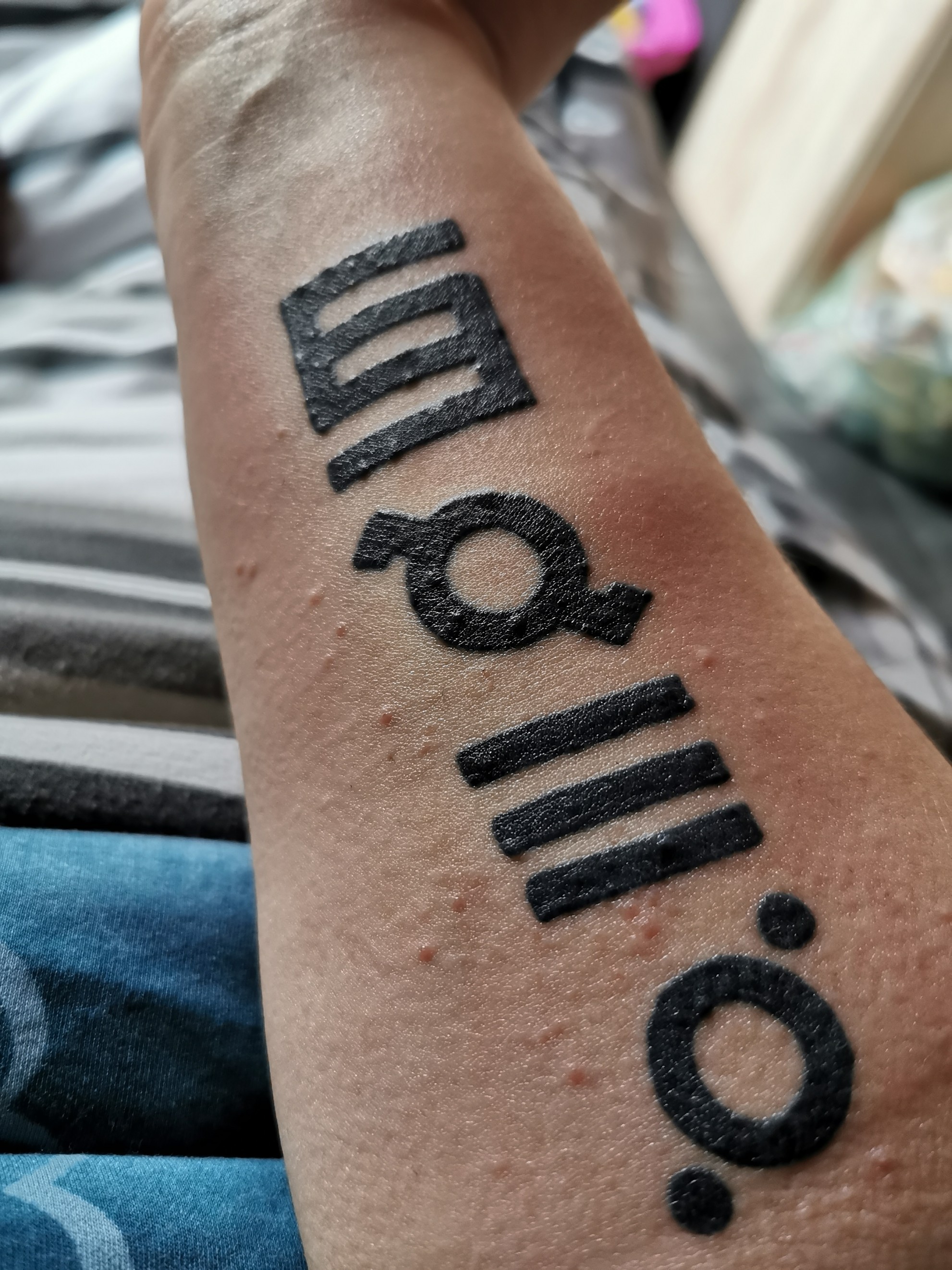 Schwarzes Tattoo Allergie? Tattoopflege • Tattooscout