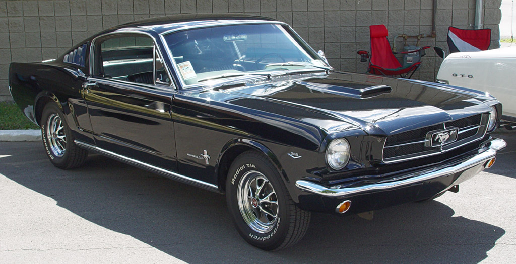 1965 Ford Mustang Fastback.jpg